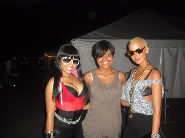 nicki minaj and amber rose pics. Nicki Minaj Steals Amber Rose