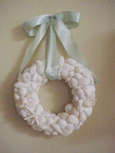 wreath aqua seashell