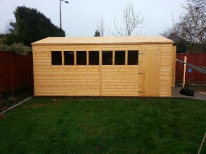 SHEDRITE'S 20X10 QUALITY WOODEN WORKSHOP REDUCED BY 15%