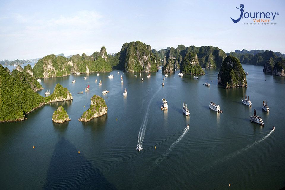 5 Things Tourist Should Not Miss When Joining Halong Bay Cruise Tours