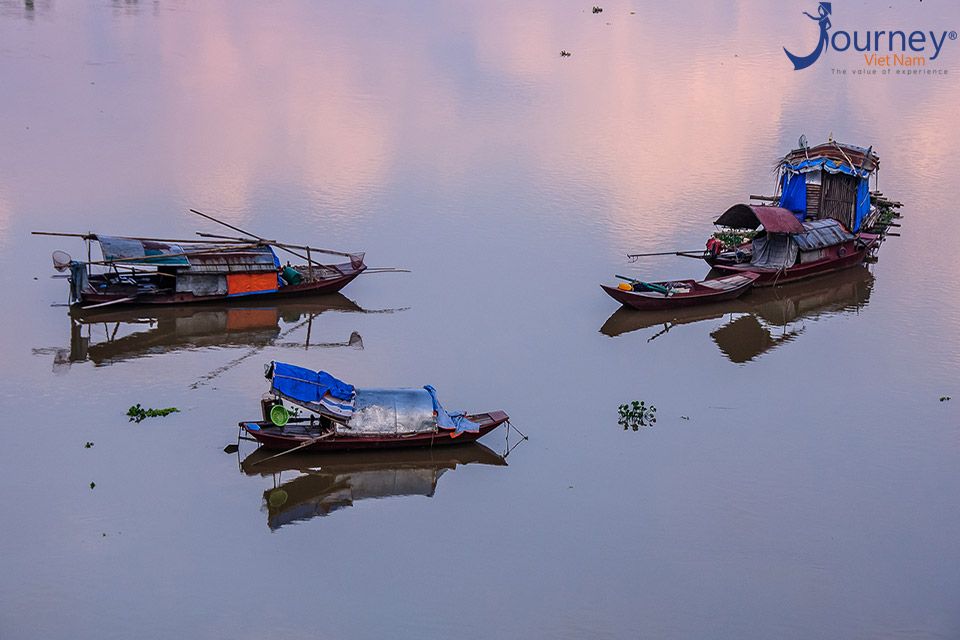 Red River – Flow Of The Time - Journey Vietnam
