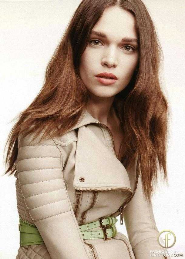  photo anna brewster 1_zpswddtztno.jpeg